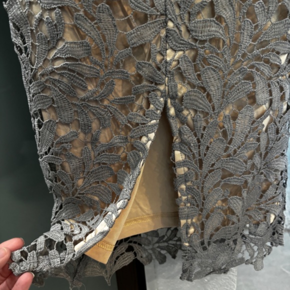 Missguided Lace Barbot Midi Dress - Gray Size 0 - Picture 9 of 13